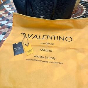 Merry Christmas to me! Designer Valentino tote leather with deep red interior